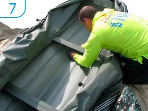 With the help of hex key tighten the bottom joints. Photo 7.